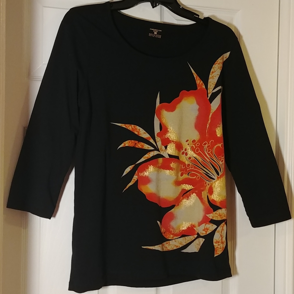 Great condition, Jones New York Sport top, size L